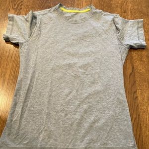 Mens lululemon T-shirt